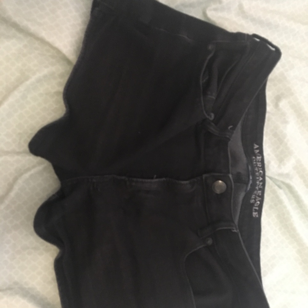 Size 12 american eagle shorts